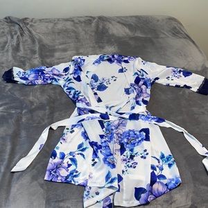 Size S/M. Never used. Great condition, As New.